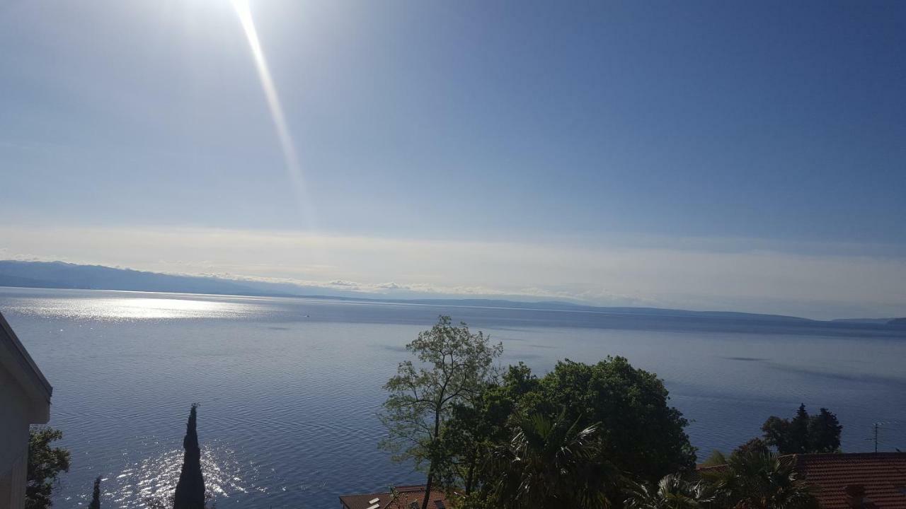 Apartamento Luxury Penthouse Prestige Near The Sea Opatija Exterior foto