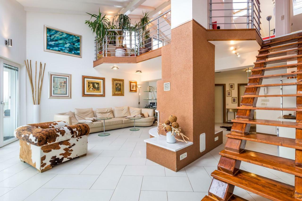 Apartamento Luxury Penthouse Prestige Near The Sea Opatija Exterior foto